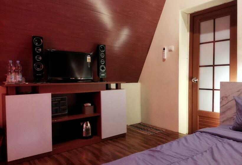 Номер Deluxe Кровать Кинг, Pijar Resort Powered By Cocotel