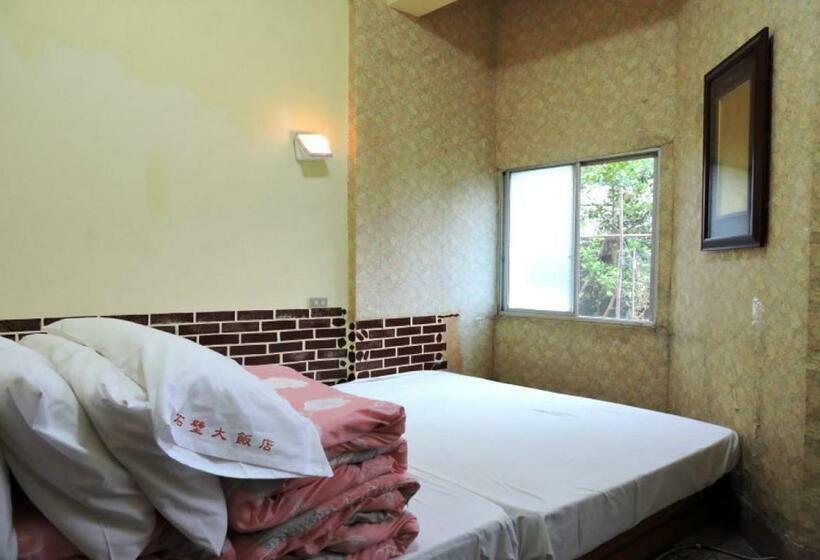 اتاق استاندارد چهار تخته, Shi Bi