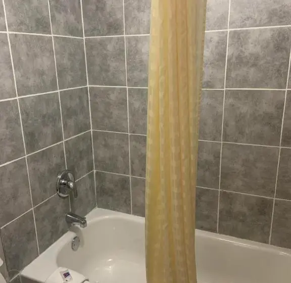Standard Yhden Hengen Huone, Relax Inn & Suites
