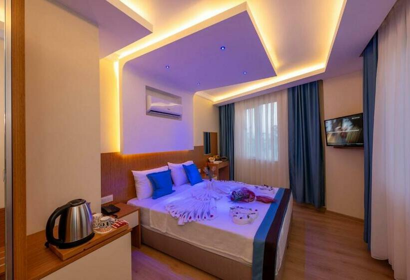 디럭스 룸, Diamond Luxury