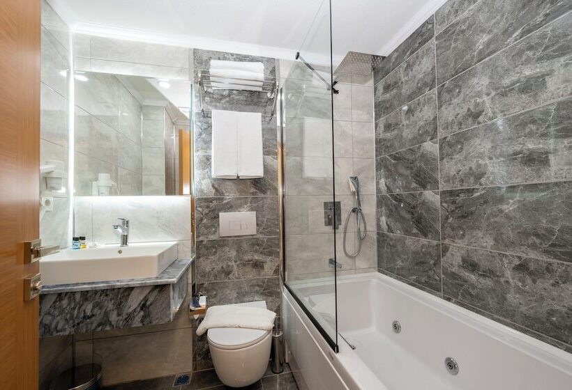 수피리어 룸, Diamond Luxury