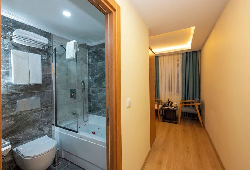 수피리어 룸, Diamond Luxury