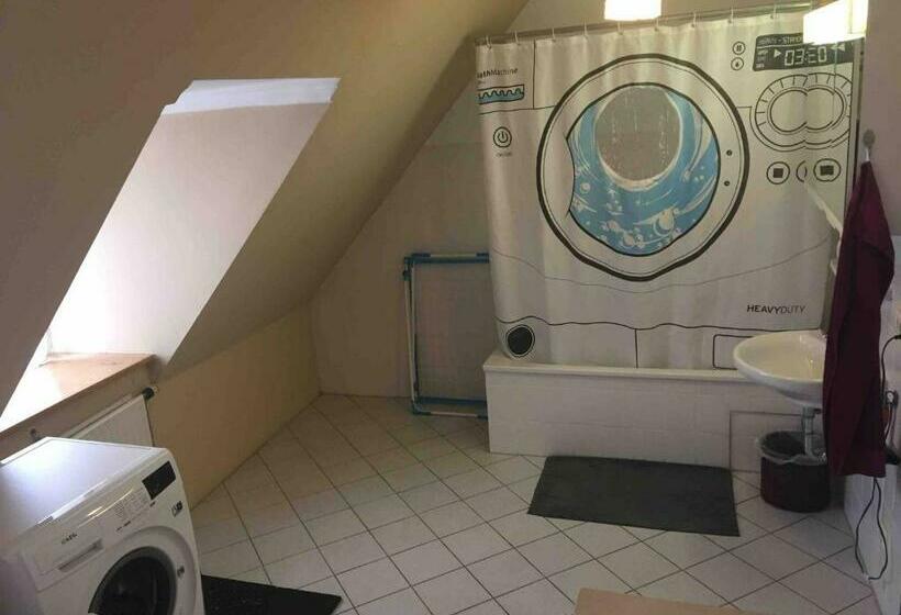 Семейный Номер, Room In Apartment   Schlummern Wie Dornroschenrapunzel Im Schlosschen