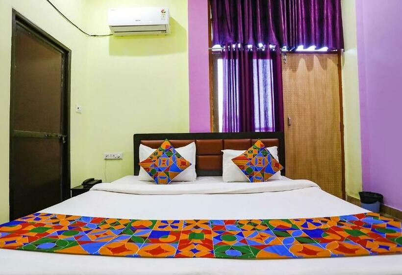 Номер Deluxe, Treebo Om Shree Banaras