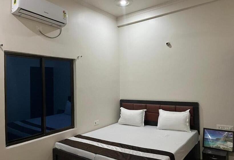 Номер Deluxe, Treebo Om Shree Banaras