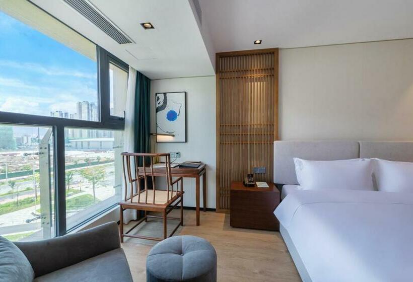 豪华套房, Huawen Four Season