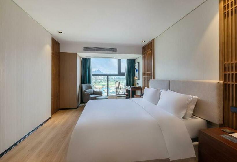 豪华套房, Huawen Four Season