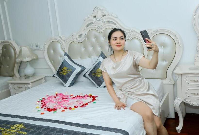 اتاق استاندارد سه تخته با بالکن, Noi Bai Ville Airport