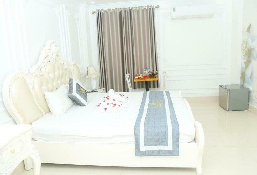 اتاق استاندارد با تخت بزرگ, Noi Bai Ville Airport