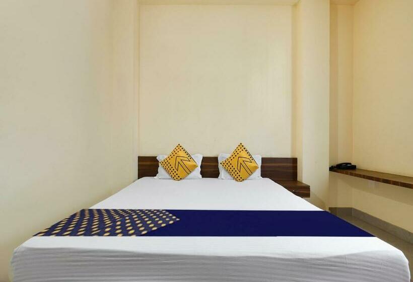三人经典房间, Spot On 81234 Gb Guest House