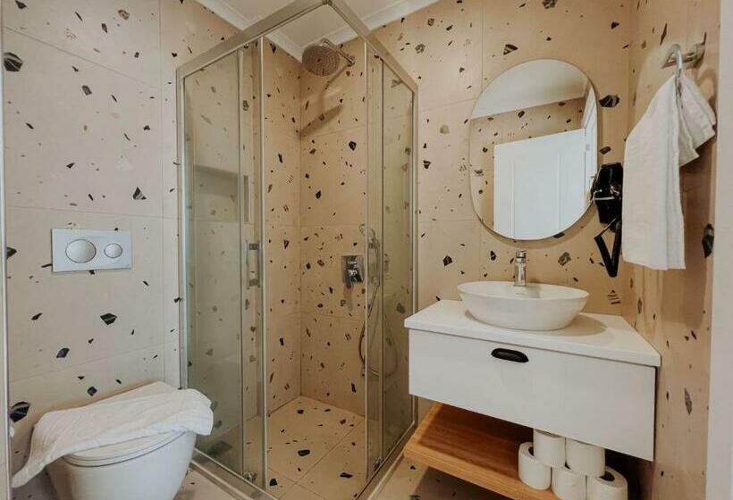 סוויטה עם מרפסת, Marla Suite Otel