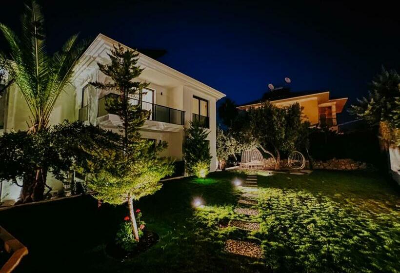 סוויטה עם מרפסת, Marla Suite Otel