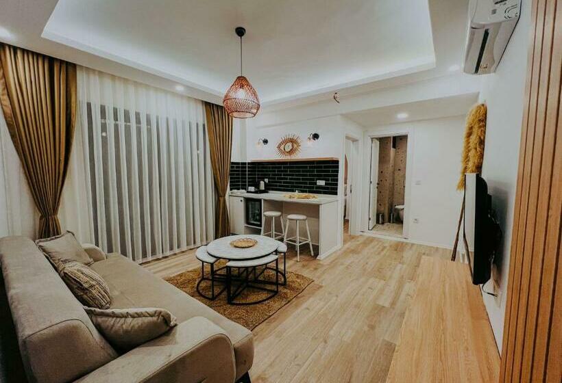 Люкс с Балконом, Marla Suite Otel
