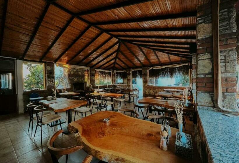 סוויטה עם מרפסת, Marla Suite Otel