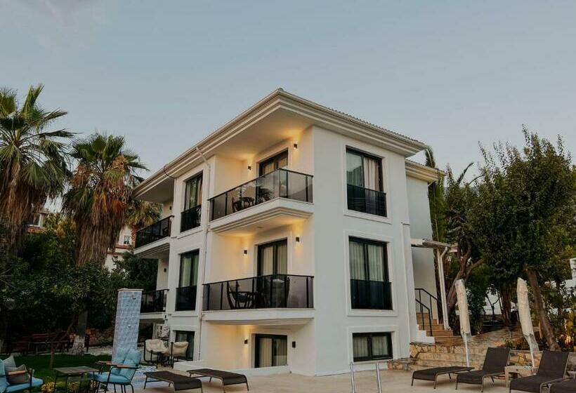 סוויטה עם מרפסת, Marla Suite Otel