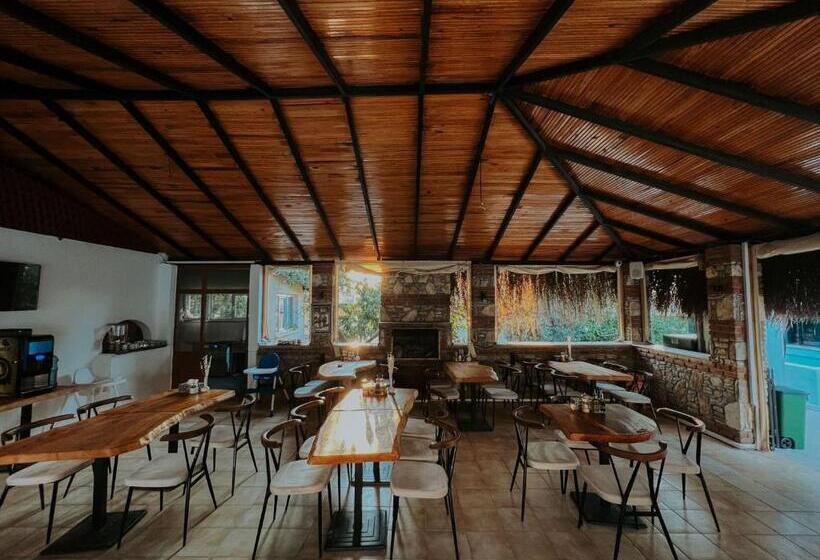 סוויטה עם מרפסת, Marla Suite Otel