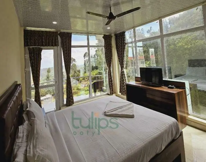 バルコニー付き１ベッドルームアパートメント, Tulips Village Resorts