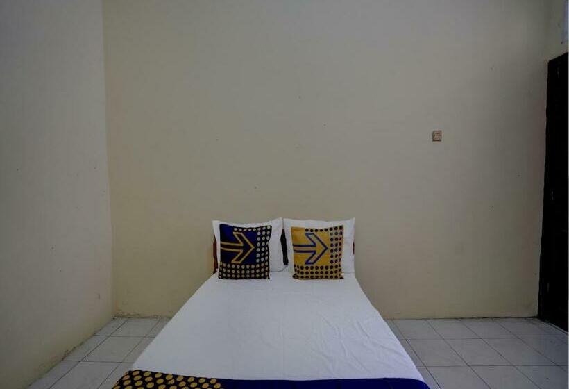 חדר אקונומי, Spot On 92902 Sunyoto Homestay Syariah