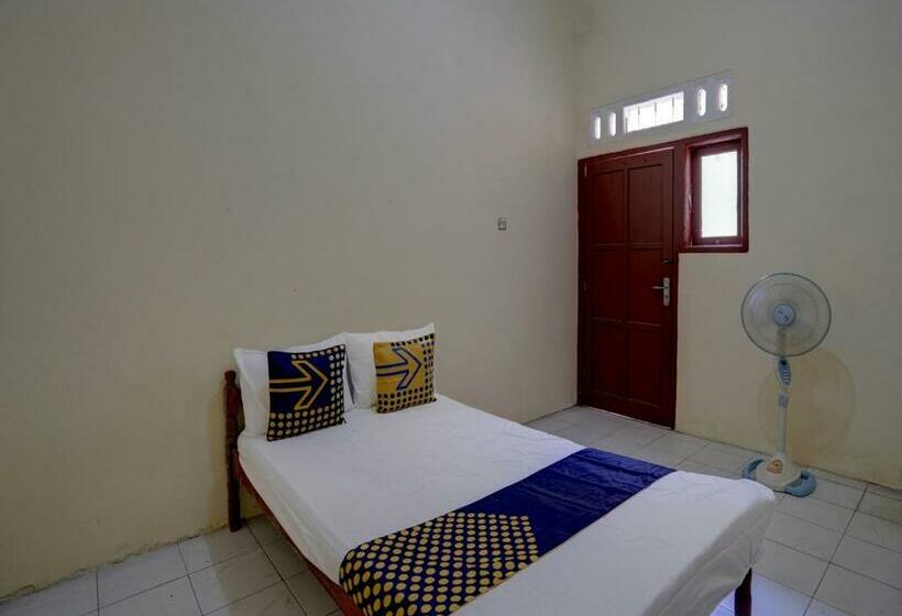 חדר אקונומי, Spot On 92902 Sunyoto Homestay Syariah