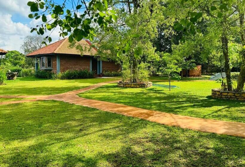 Номер Стандарт Вид на Сад, Foresta Resort Sigiriya