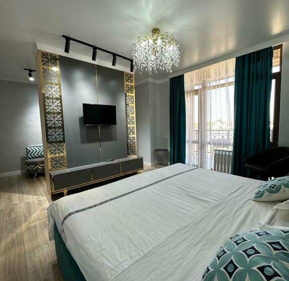 اتاق استاندارد با سرویس بهداشتی مشترک, Qas Saq