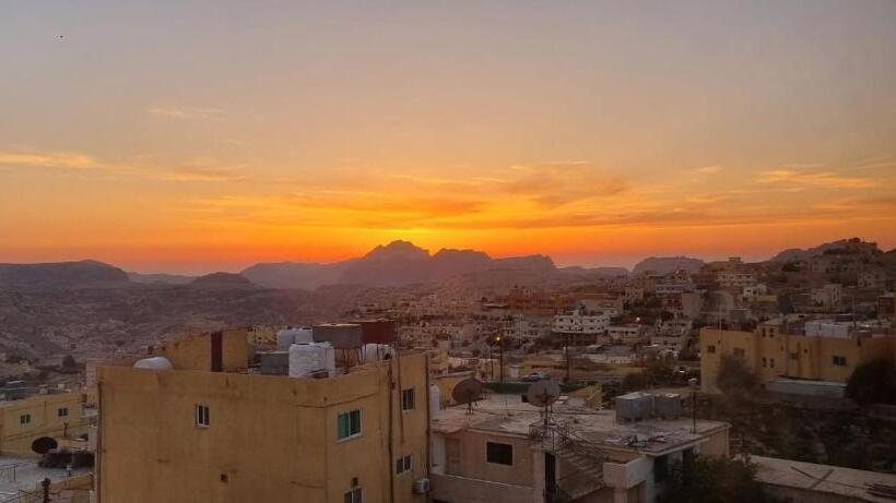 اتاق استاندارد, Petra Sunset Bed & Breakfast