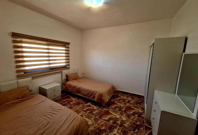 اتاق استاندارد با چشم‌انداز کوهستان, Petra Sunset Bed & Breakfast