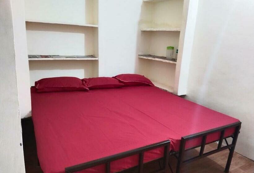 חדר סטנדרט, Shreeji Guest House