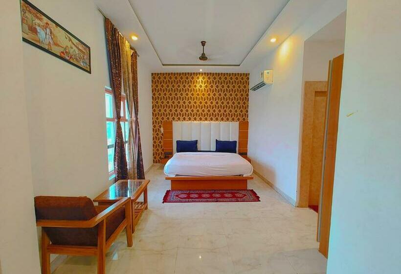 Standard-huone, Avadh Sunshine Palace Hotel And Resort