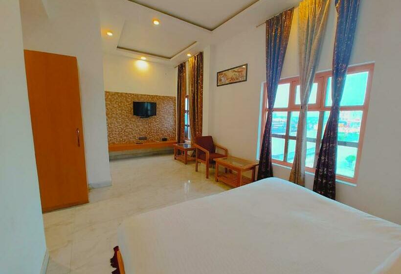 Standard-huone, Avadh Sunshine Palace Hotel And Resort