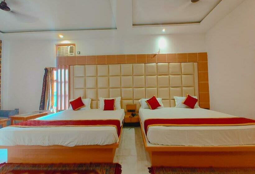Superior-huone, Avadh Sunshine Palace Hotel And Resort