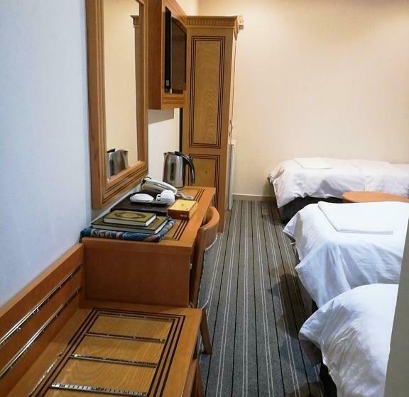 اتاق استاندارد سه نفره, فندق منار التوحيد 1