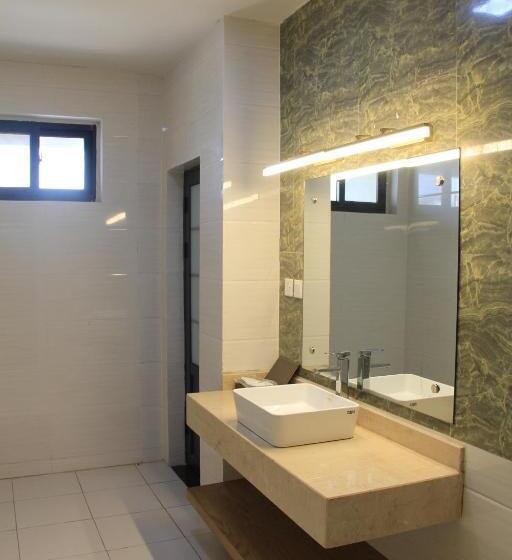 Номер Deluxe, Canwin