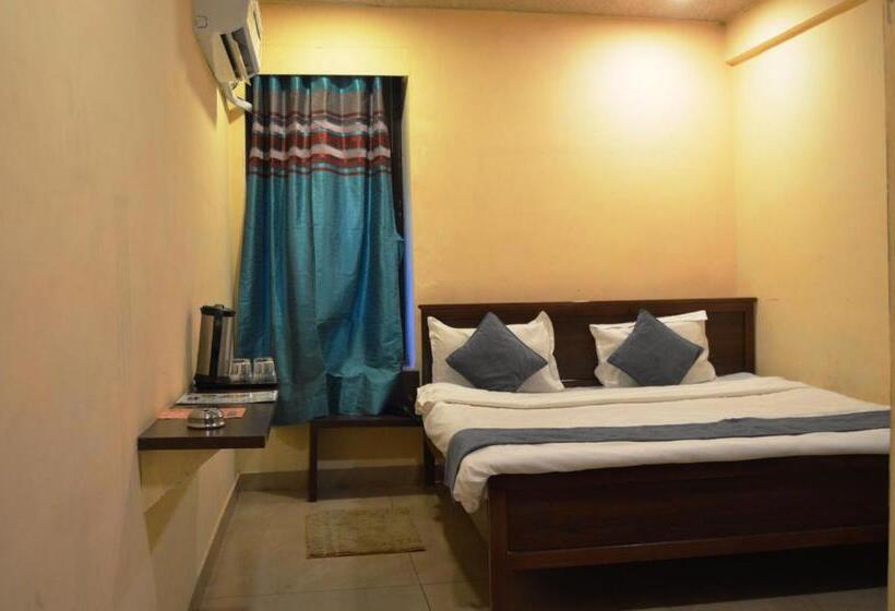 Номер Стандарт, The Jh Hotel Mountabu   200 Mtrs From Nakki Lake