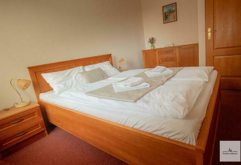 חדר משפחתי, Penzión Na Bezovci