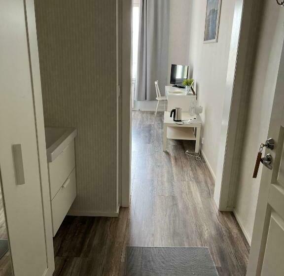 Номер Стандарт, Strandhotellet