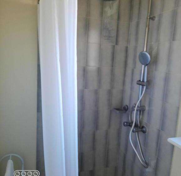 ダブルベッドのスタンダードスタジオ, Beau Vallon   Gîte Et Chambres D Hôtes