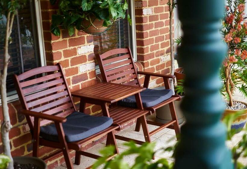 غرفة قياسية, Durham Lodge