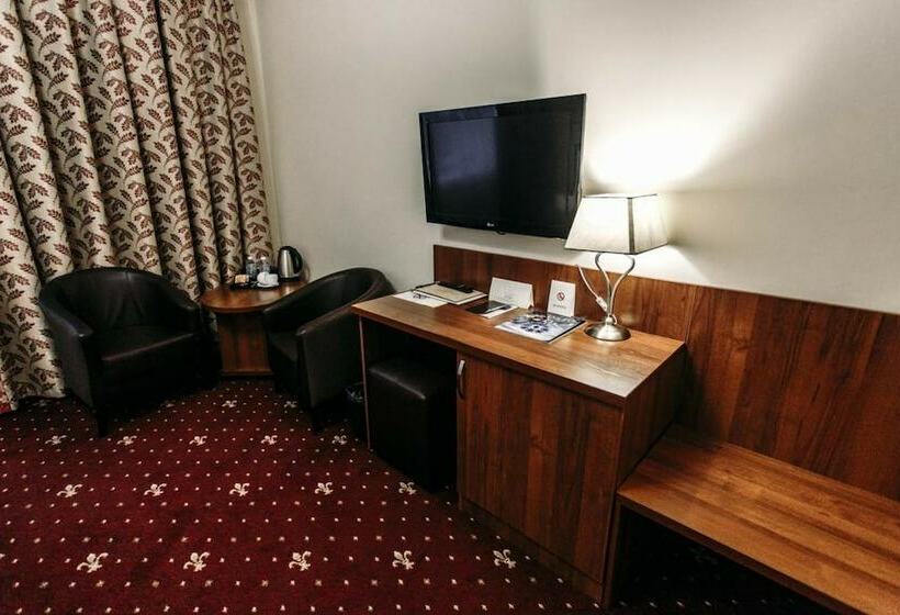 اتاق استاندارد, Amur