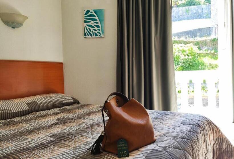 スタンダードシングルルーム, Compostelle