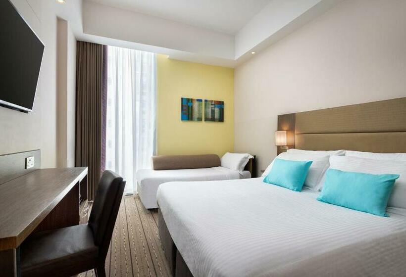 اتاق استاندارد سه نفره, Traveltine