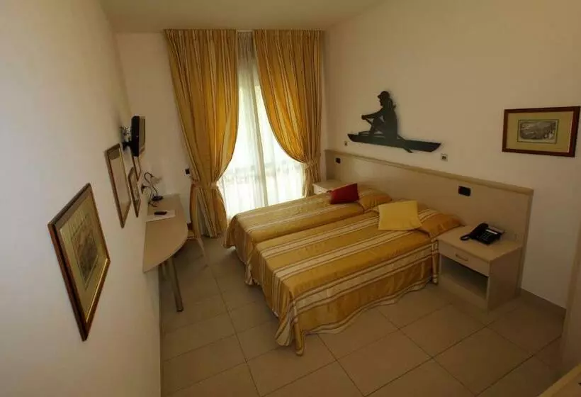 Habitació Estàndard, Fioroni
