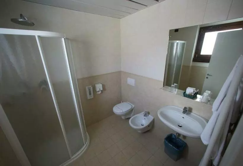 Habitación Estàndard Individual, Fioroni