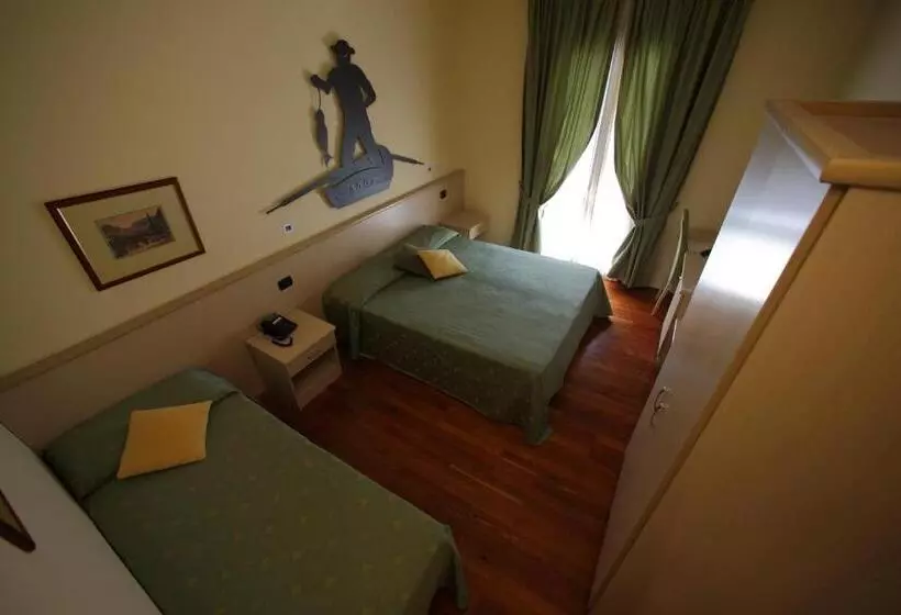 Habitació Triple Estàndard, Fioroni