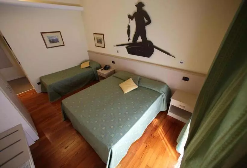 Habitació Triple Estàndard, Fioroni