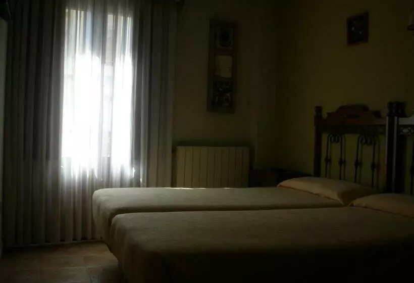 スタンダードルーム, Hostal Pineda