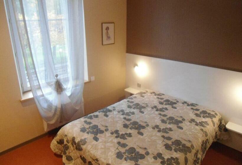 غرفة قياسية, Hôtel Des Vosges