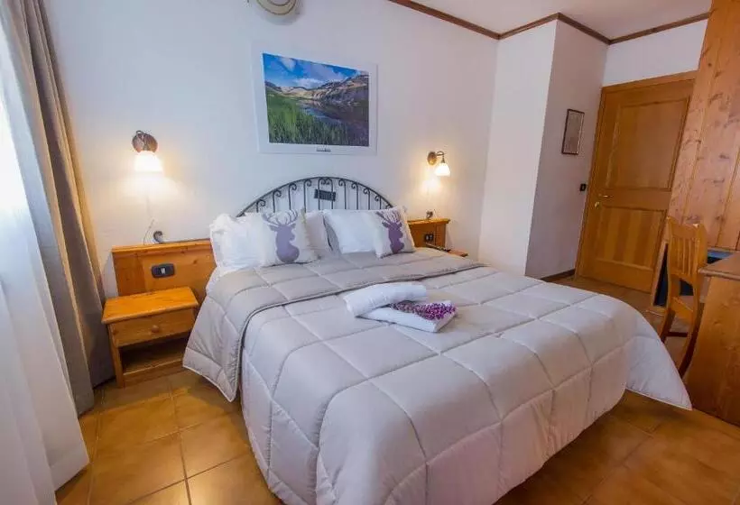 Habitació Quàdruple Estàndard, Iris
