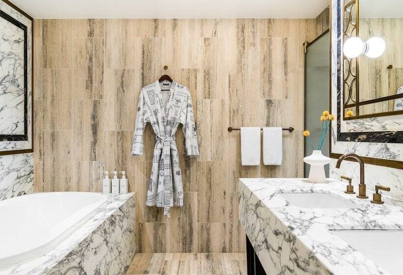 Люкс, Kimpton Margot Sydney, An Ihg