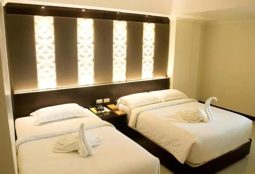 デラックストリプルルーム, M Citi Suites